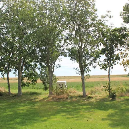 Wohnmobilstellplatz Nordseeliebe Direkt Am Deich - Kemp Dagebüll