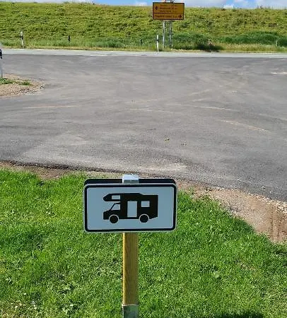 Wohnmobilstellplatz Nordseeliebe Direkt Am Deich - *