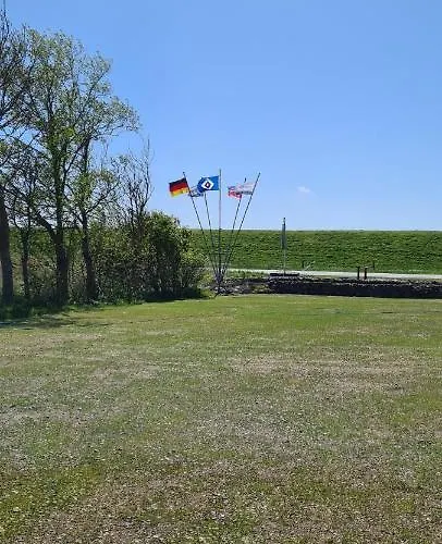 Campingplatz Wohnmobilstellplatz Nordseeliebe Direkt Am Deich - *